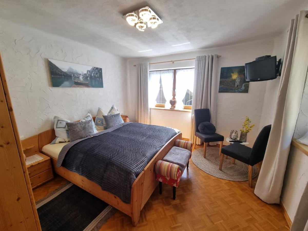 Large Detached Holiday Home In Muhr Exteriör bild