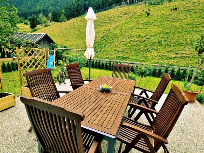 Large Detached Holiday Home In Muhr Exteriör bild