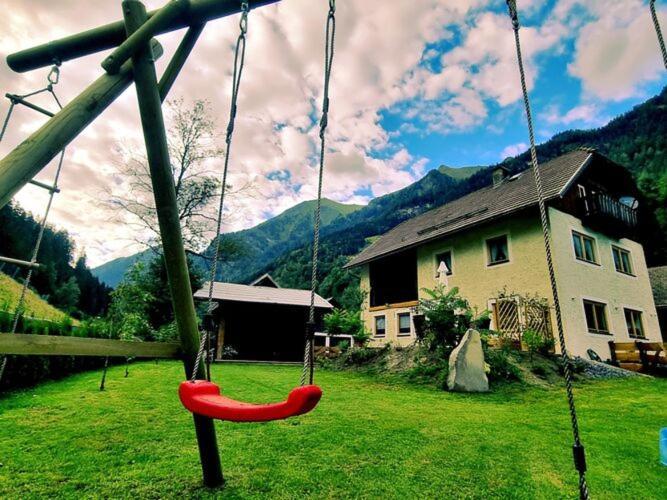 Large Detached Holiday Home In Muhr Exteriör bild